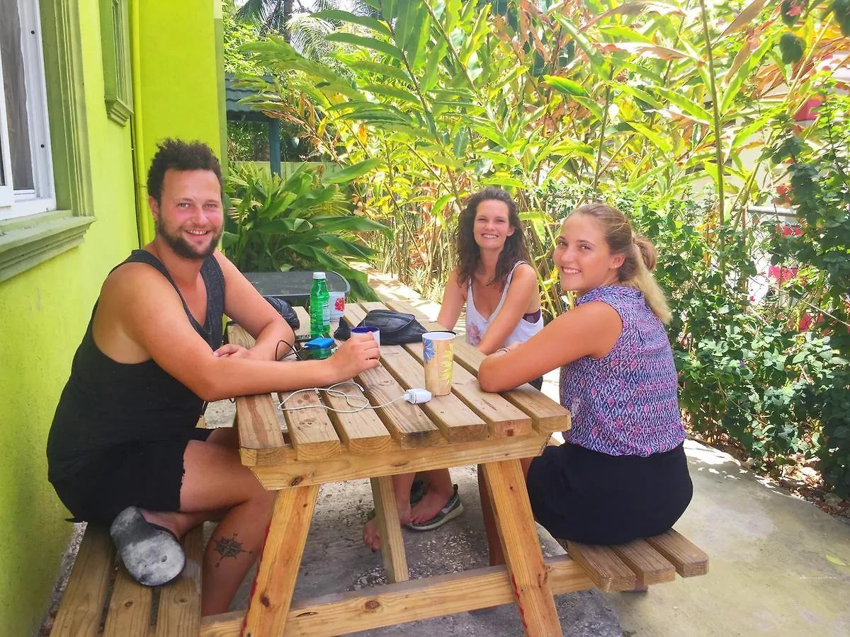 Yaad Hostel Montego Bay